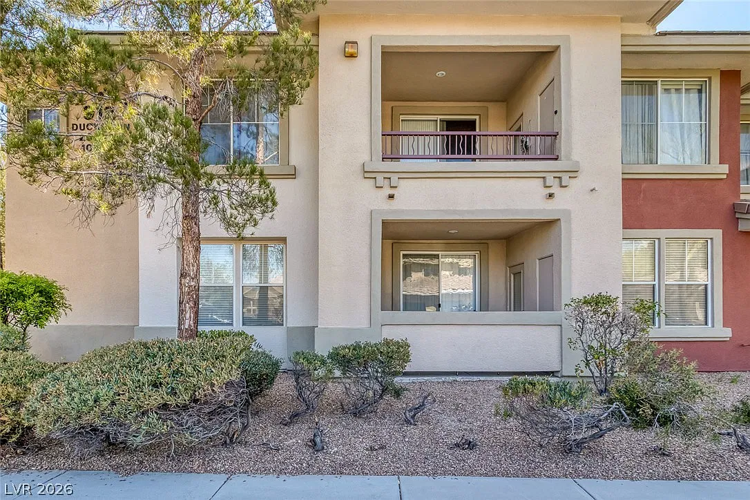2 bed, 2.0 bath, 1269 sqft, $1,687 — Photo 1