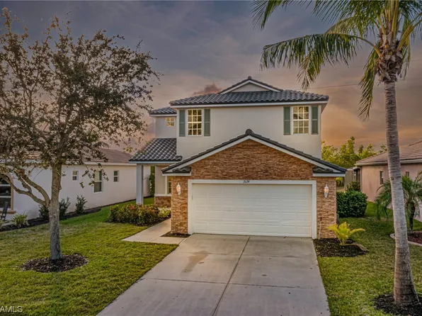 2674 Blue Cypress Lake Ct, Cape Coral, FL 33909