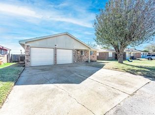 2225 34th Ave N, Texas City, TX 77590
