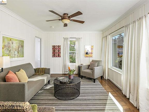 3rd image of 606 43rd St