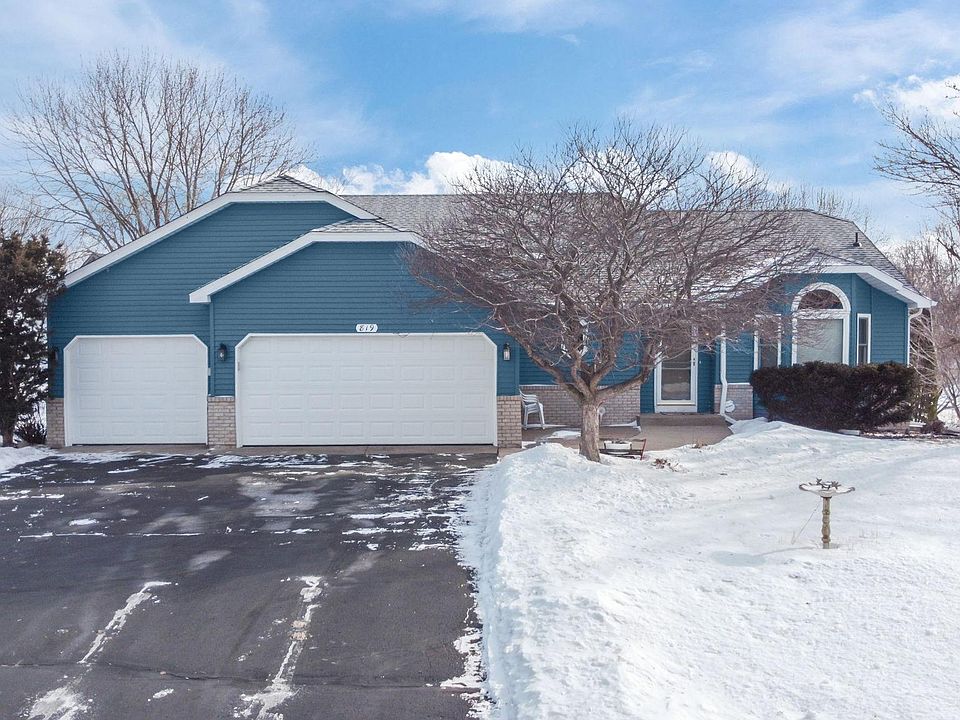 1st image of 819 Moonlight Pl