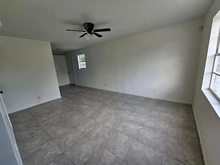 1830 3rd Ave #2 — Photo 6