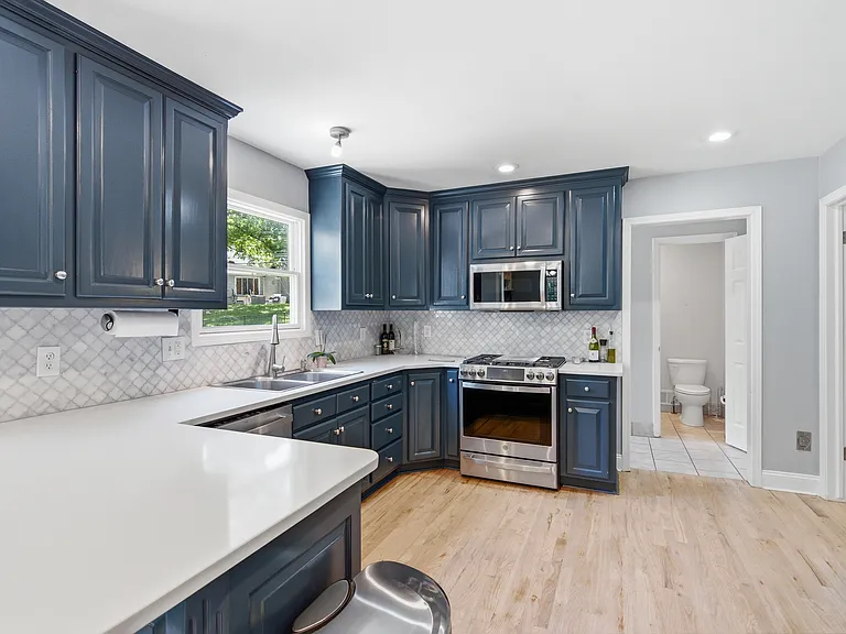 8 W Bridlespur Ter — Photo 10