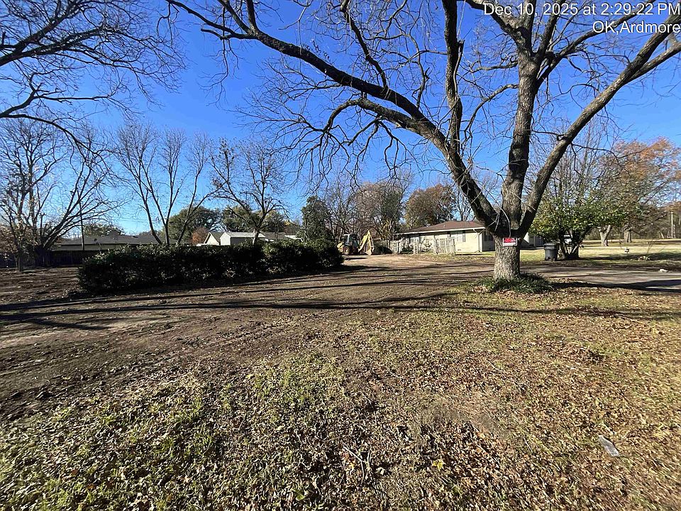 2nd image of 725 Marlena Ln