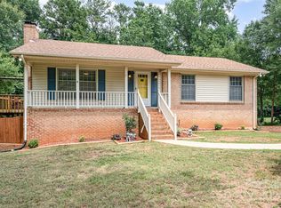 1727 Wildlife Rd, Charlotte, NC 28214