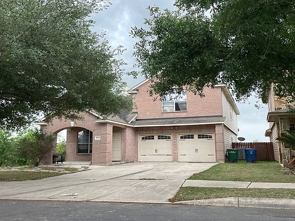 2nd image of 2102 Minnow Ln