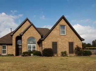 90 Mulberry Cv, Oakland, TN 38060