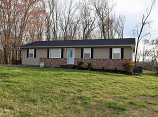 2736 Lisa Cir, Strawberry Plains, TN 37871