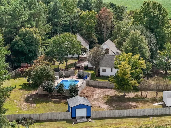 679 Edward Best Rd, Louisburg, NC 27549
