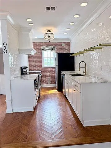 3 bed, 2.5 bath, 1484 sqft, $1,800 — Photo 4