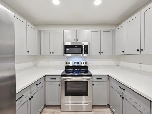 3644 E McDowell Rd, Phoenix, AZ
