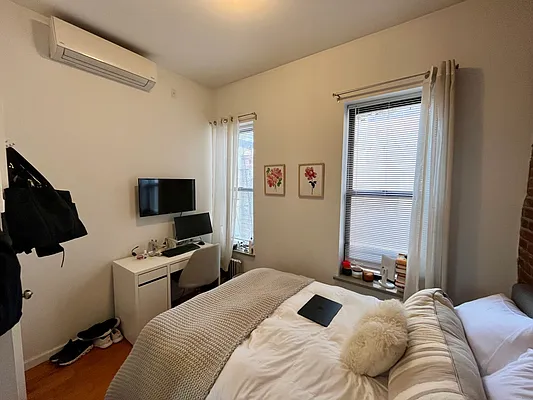 Rented by J Misrahi Realty Corp | media 5