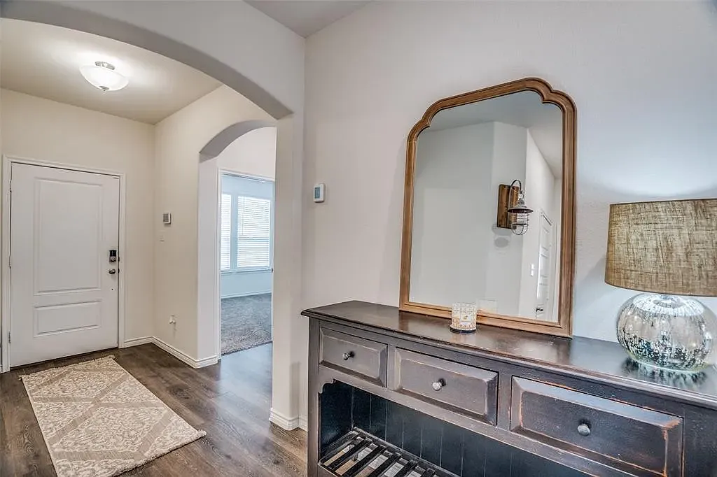 3412 Brazos Dr — Photo 2