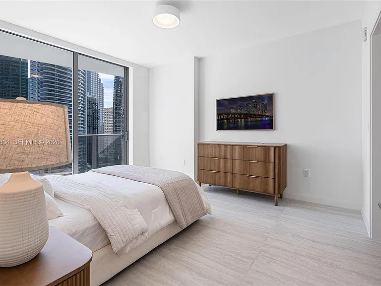 77 SE 5th St #3001 — Photo 31