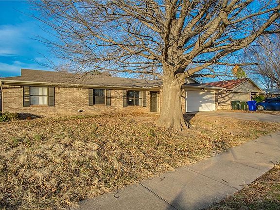 4th image of 2117 Natchez Dr
