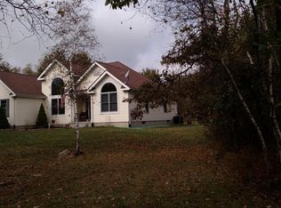 376 Russell Ct, Effort, PA 18330