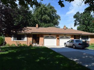 5847 Holly Glenn Dr, Toledo, OH 43612
