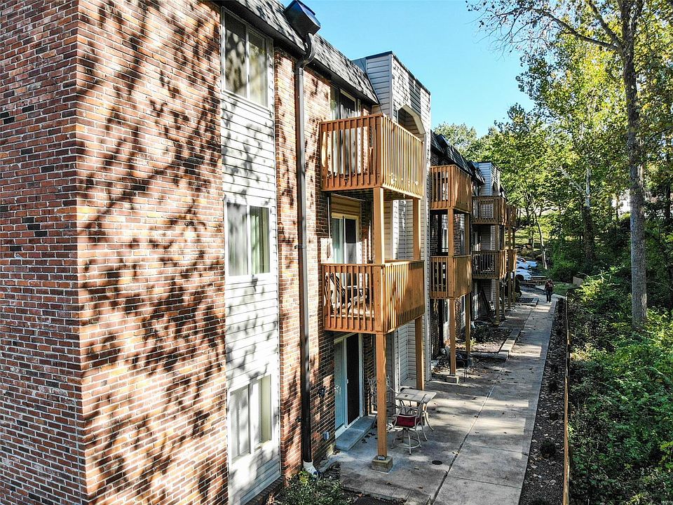 2812 Blackforest Dr APT F, Saint Louis, MO 63129 Zillow