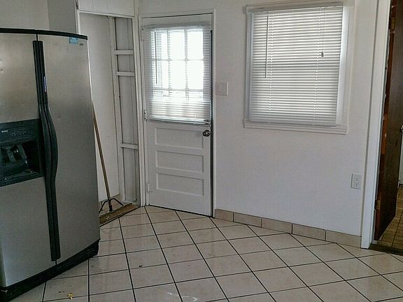 3rd image of 1355 W Center Ave