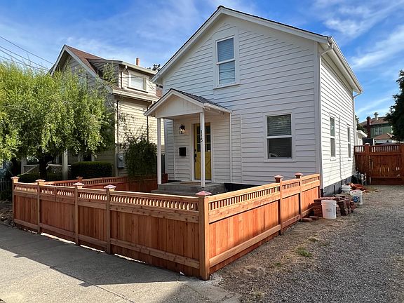 2nd image of 115 Howard St