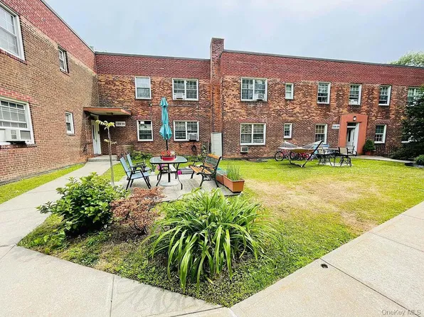 138-30 78th Avenue #42A, Kew Garden Hills, NY 11367