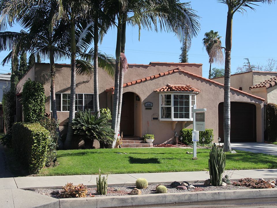 1st image of 3243 Hollydale Dr