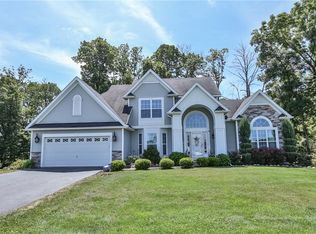 72 Sedgley Park, West Henrietta, NY 14586