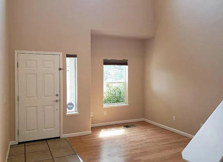 8011 Highland Flume Cir — Photo 4