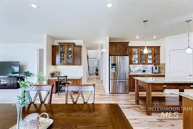 2517 East Mariposa Drive - 1 — Photo 4