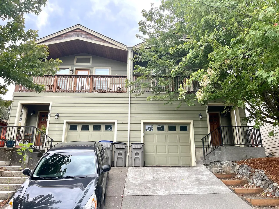 2865 Hazel Ave