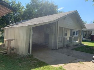 504 N 5th St, Okemah, OK 74859