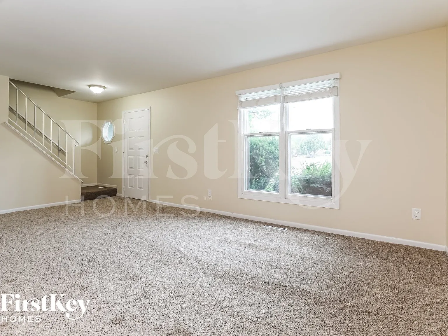 3 bed, 1.5 bath, 1500 sqft, $2,580 — Photo 4