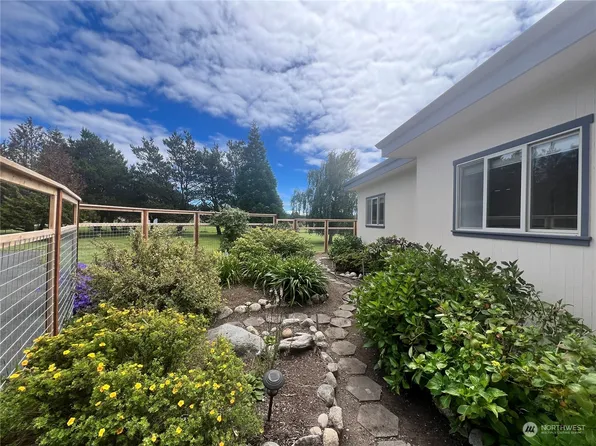 79 MacDougall Road, Friday Harbor, WA 98250