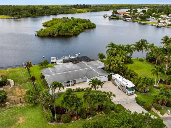 14544 Riverside Dr, Fort Myers, FL 33905