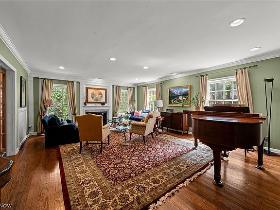3rd image of 2686 Cranlyn Rd