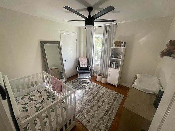 4th image of 9924 Lydia Ave
