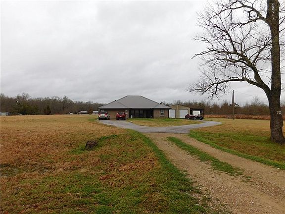 2nd image of 366 Pat Laborde Rd