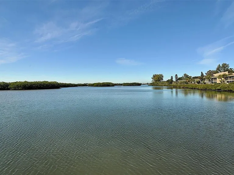 1633 Boathouse Cir #HA132 — Photo 59