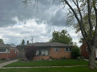 35852 Pinetree St, Livonia, MI 48150