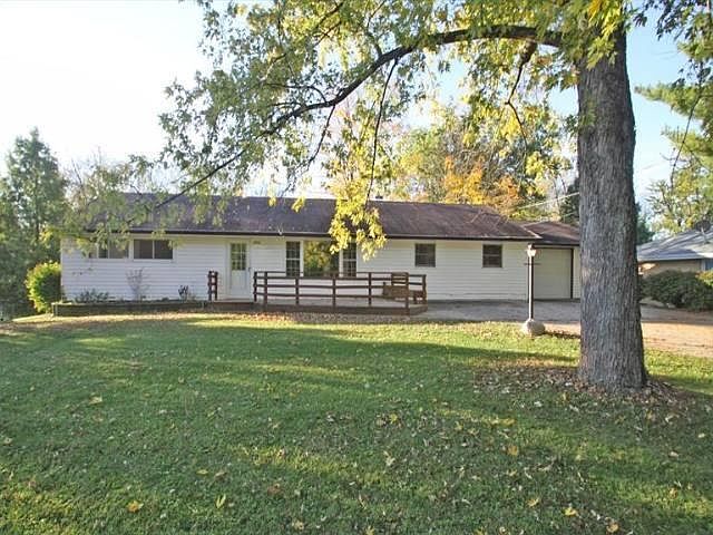 1st image of 2733 Country Park Dr