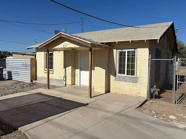 835 S Palm Ave — Photo 3