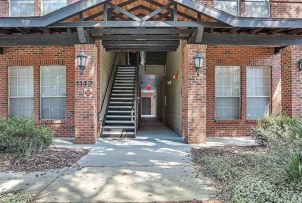 Front entrance to condo bldg