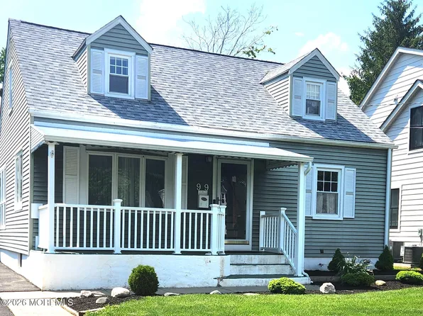 99 Alameda Court, Shrewsbury Boro, NJ 07702