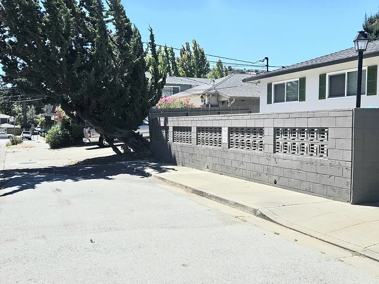 910 Academy Ave #910 — Photo 19