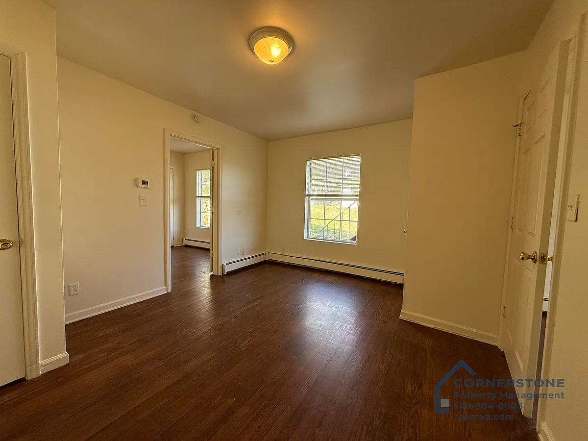 Building Photo - 4335 Yellow Mountain Rd #2