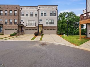 2087 Holtz Ln NW, Atlanta, GA 30318