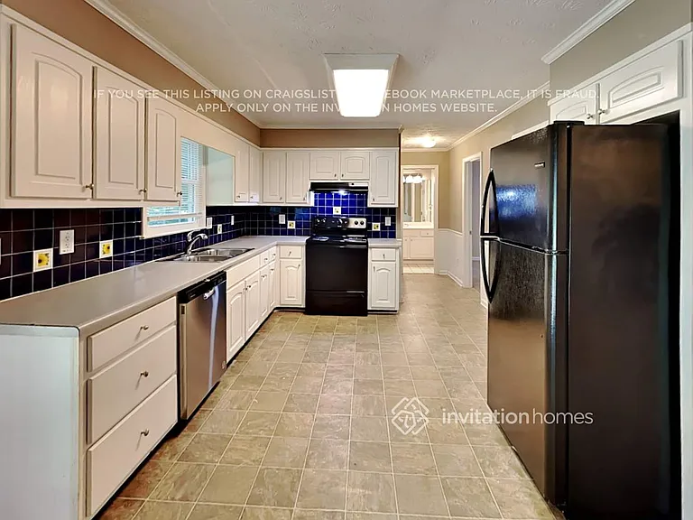 3215 Revere Cir — Photo 7