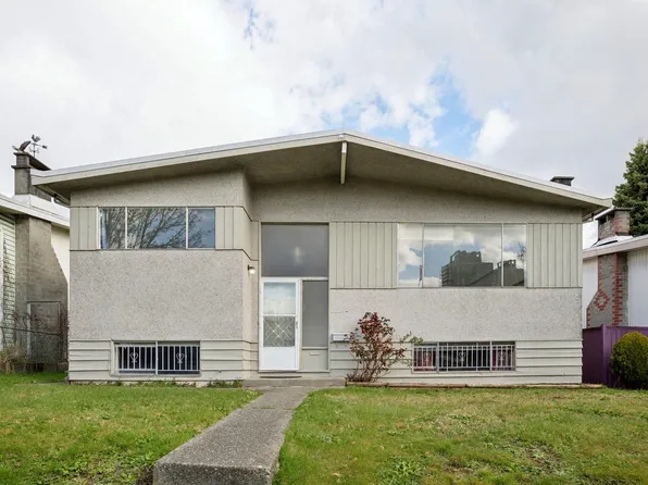 585 W 65th Ave, Vancouver, BC V6P 2P6