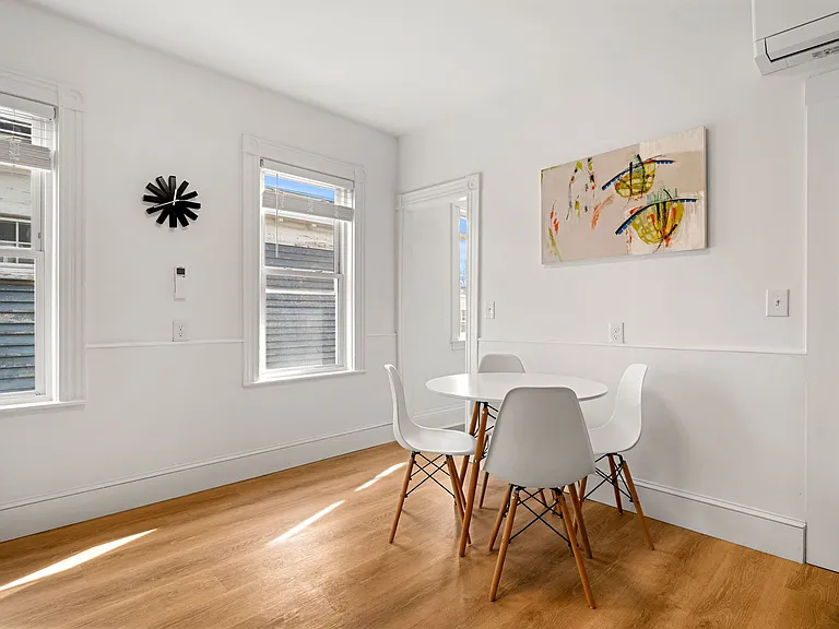 21 Sudan St #3 — Photo 6