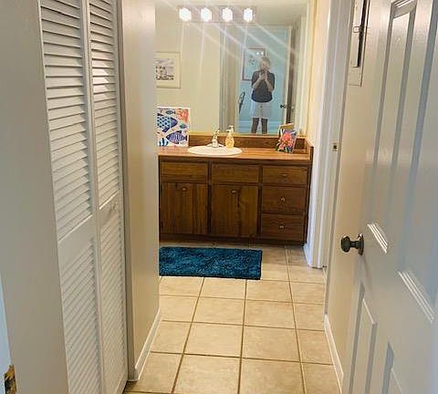 3rd image of 100 Silver Beach Ave APT 910